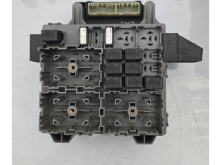 Блок предохранителей P56010420AH, T2TQH09230E9G2 Jeep Cherokee III KJ