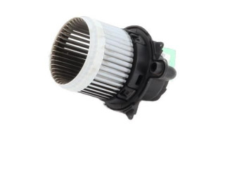 Вентилятор печки    272107379R   Dacia Sandero