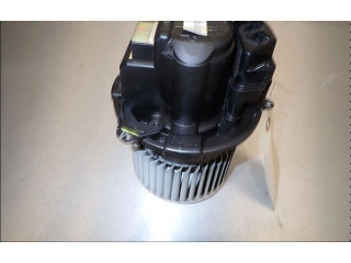 Вентилятор печки    272104788R   Renault Clio V