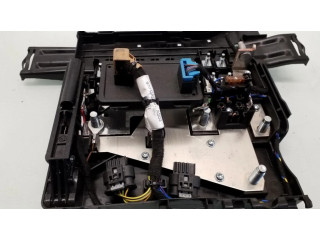 Pojistková skříňka 97061030301 Porsche Panamera (970) 2012