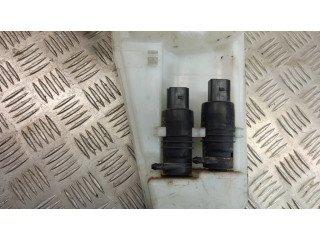 Бачок оконной жидкости    