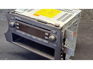 Радио/ проигрыватель CD/DVD / навигация