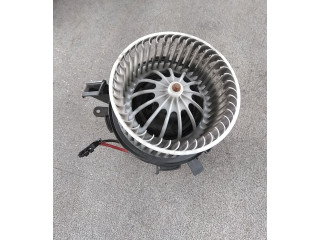 Вентилятор печки    BEHR, 8K1820021C   Audi Q5 SQ5