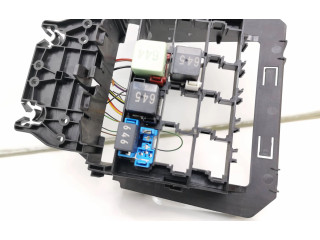 Блок предохранителей 6C0907371, 4H0951253 Skoda Fabia Mk3 (NJ)