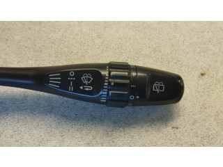 Ручка стеклоочистителей Mitsubishi Pajero