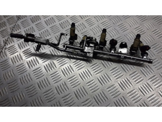 Топливная рампа 2K4E-AC Jaguar X-Type 2.1