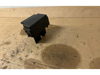 Pojistková skříňka 252361535R Nissan Juke II F16 2021
