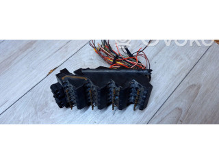 Блок предохранителей 1245402050   Mercedes-Benz E W124    
