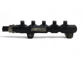 Топливная рампа 9654592680   Citroen C3  