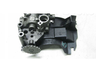 Масляный насос   8200345757  Renault Trafic II (X83) 