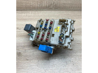 Pojistková skříňka 243505M300 Nissan Almera N16 2000