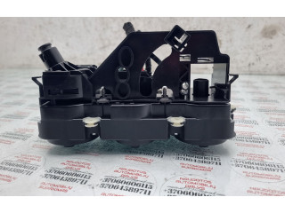 Блок управления климат-контролем    Volkswagen Jetta V