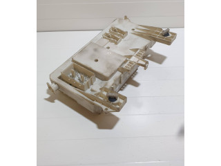 Блок предохранителей 31254903, 519096804   Volvo V50       