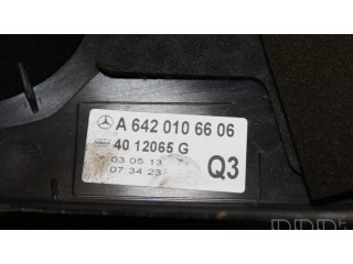 Крышка двигателя (отделка)