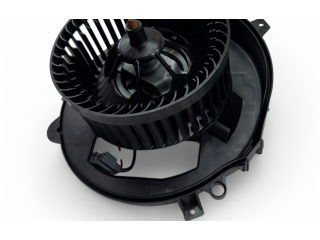 Вентилятор печки 5WC819015A, T72368C Audi Q2 -