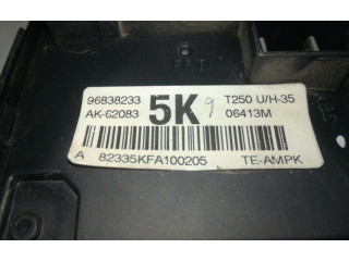 Блок предохранителей 96838233   Chevrolet Chevy Van      