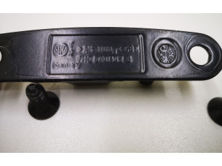 Замок багажника 7E0843842B    Volkswagen Transporter - Caravelle T5 2003 - 2015 года