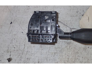 Ручка стеклоочистителей Renault Clio I