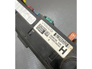 Pojistková skříňka 30786646, 28080156 Volvo XC90 2007