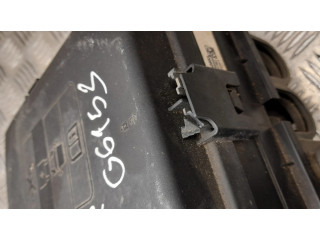 Блок предохранителей 39040853 Vauxhall Astra K