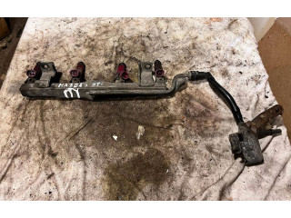 Топливная рампа 1955003310 Mazda 3 I