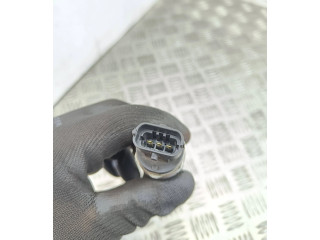 Vstřikovací lišta 55576177, 55573364 Opel Zafira C A 20 DTH