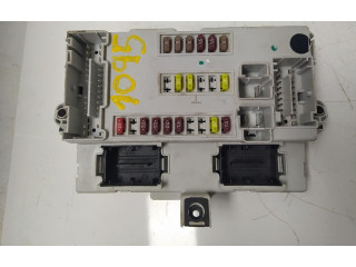 Блок предохранителей Y503441030108, 51953894   Fiat 500L    