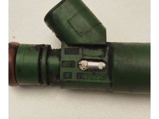 Форсунка 9470229, 3900    Volvo V70   