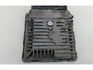 Блок управления двигателем ECU Skoda Fabia Mk2 (5J)