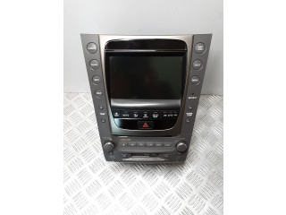 Радио/ проигрыватель CD/DVD / навигация