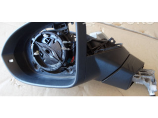 Зеркало электрическое        Volkswagen Golf VIII  2019 -  года   