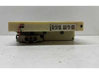 Блок управления климат-контролем    Mazda 323 F