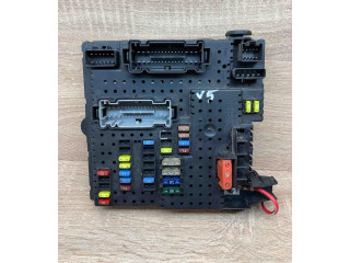 Блок предохранителей 30732769, 05W425   Volvo XC90    