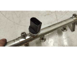 Vstřikovací lišta 06k133317g, 06j906051f Audi A3 S3 8V