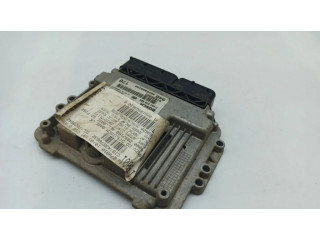 Блок управления двигателя 0281015984 Alfa Romeo Giulietta