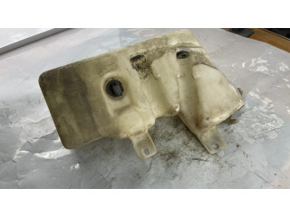 Бачок оконной жидкости