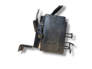 Блок АБС Mr955426, 24560414211 Mitsubishi L200 1996 - 2006 года