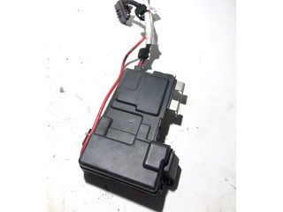 Блок предохранителей  31337183, K067R   Volvo S60    