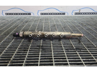 Топливная рампа Mitsubishi L200 для двигателя 4D56