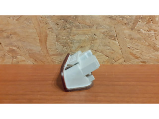 Фонарь освещения передних мест