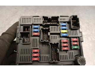 Pojistková skříňka Řídící jednotka BSM 284B71HR0C Nissan Micra C+C 2013