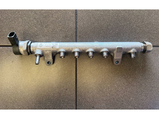 Топливная рампа 03L130089A   Audi A6 S6 C6 4F   для двигателя BRE