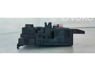 Блок предохранителей 8637B688 Mitsubishi Outlander