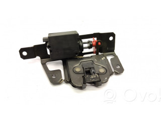 Замок задней крышки