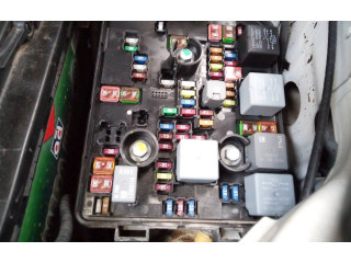 Pojistková skříňka Řídící jednotka BSM Opel Mokka 2013