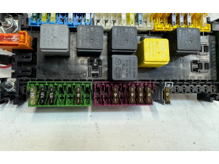 Pojistková skříňka A1669061202 Mercedes-Benz GLE (W166 - C292) 2018