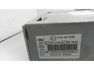 Радио/ проигрыватель CD/DVD / навигация