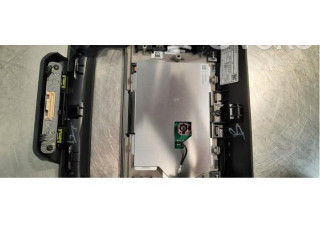 Дисплей    187593100D   Tesla Model 3