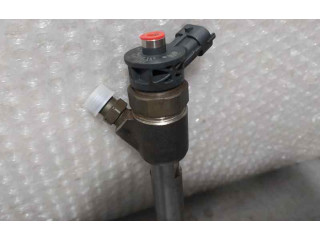 Форсунка 9828959880, BOSCH    Peugeot 2008 I  YH01 