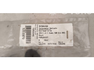 Моторчик заднего дворника 98700a2500    KIA Ceed